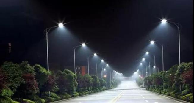 城市路灯照明 存在问题及管理维护
